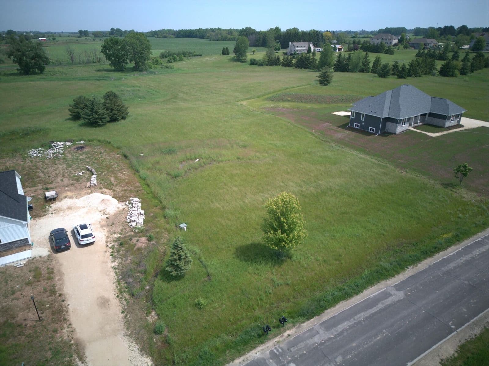 Photo 5 of Lt28 Applewood
