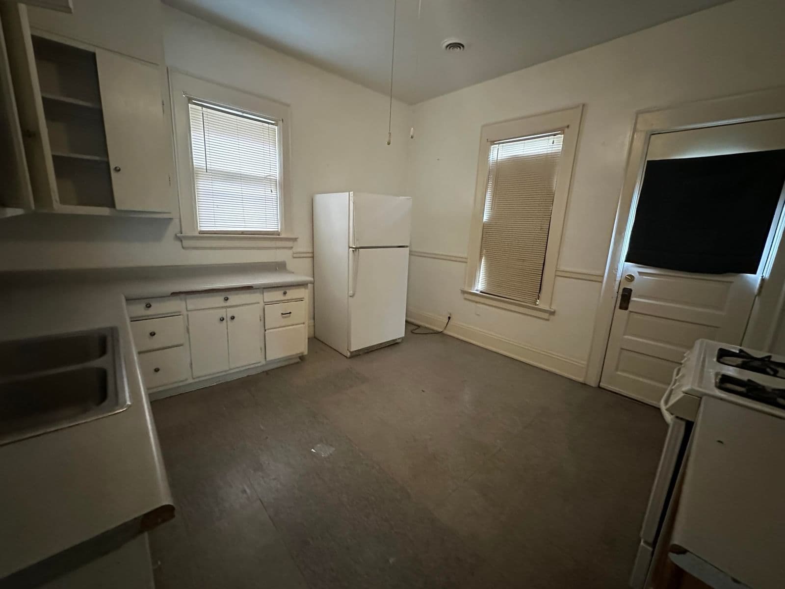 Photo 5 of 3225 McKinley