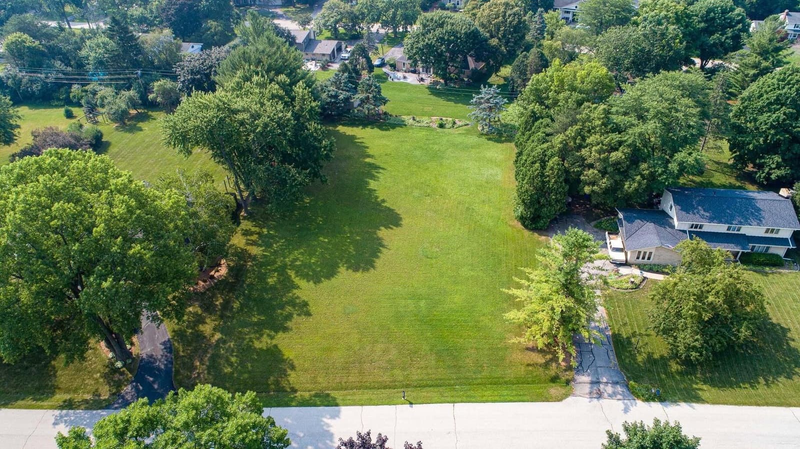 15305 Cascade