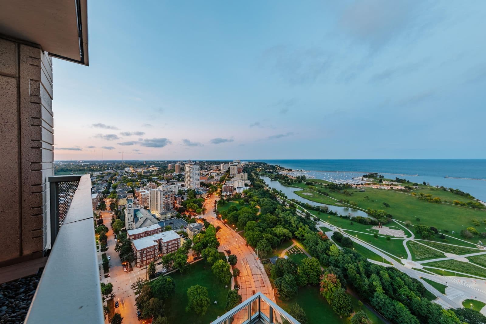 923 Kilbourn