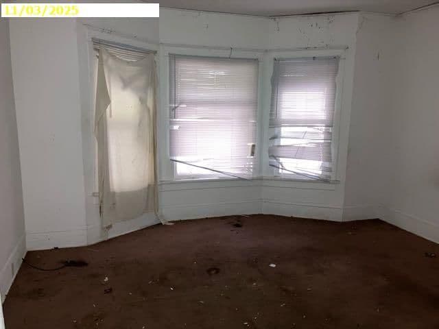 Photo 4 of 3042 2nd