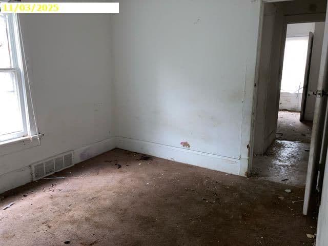 Photo 5 of 3042 2nd
