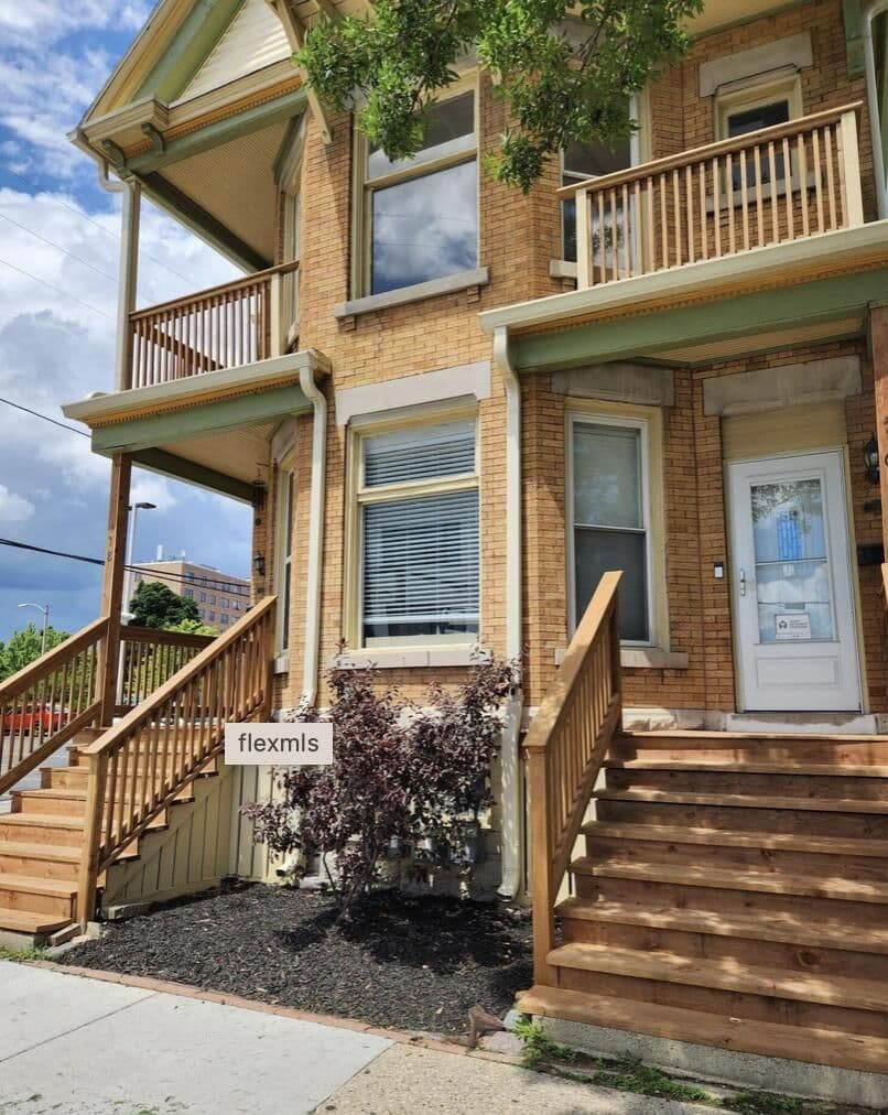518 Vine