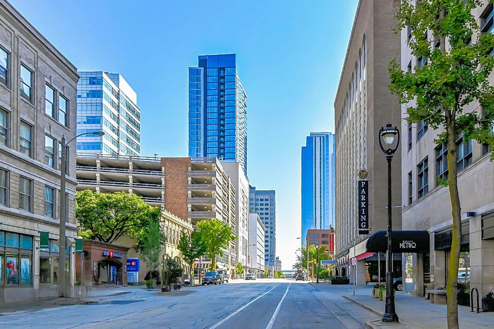 741 Milwaukee