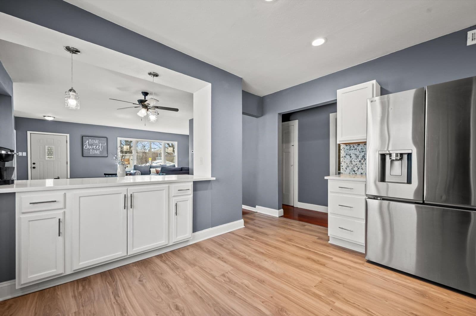 6706 Chambers