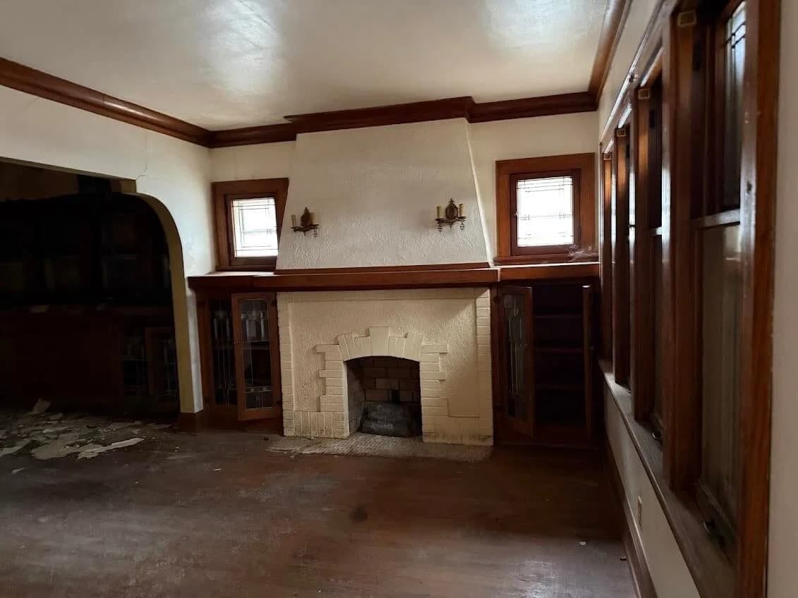 Photo 5 of 3054 59th St