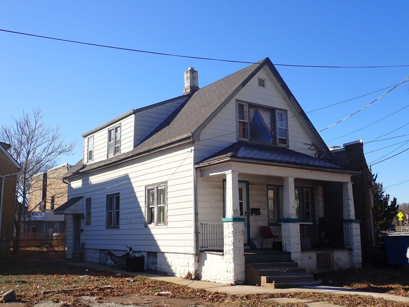 4409 Garfield