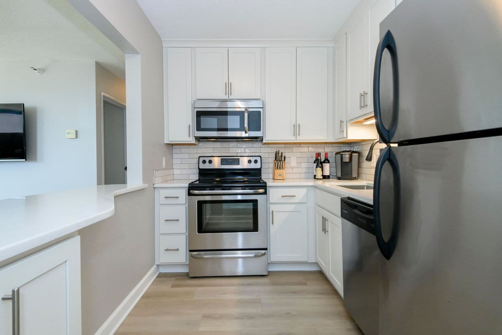 1660 Prospect
