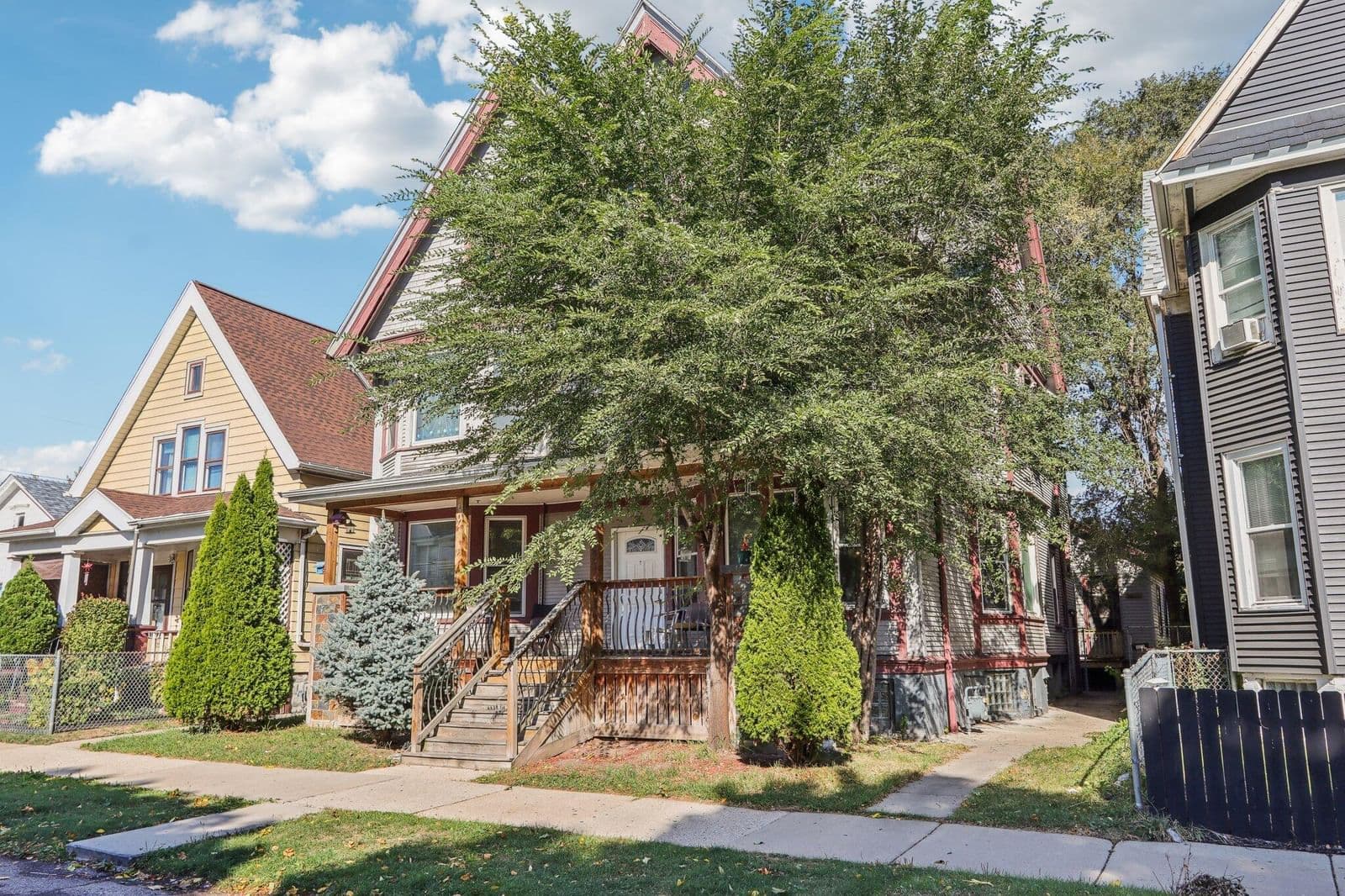 1022 Madison