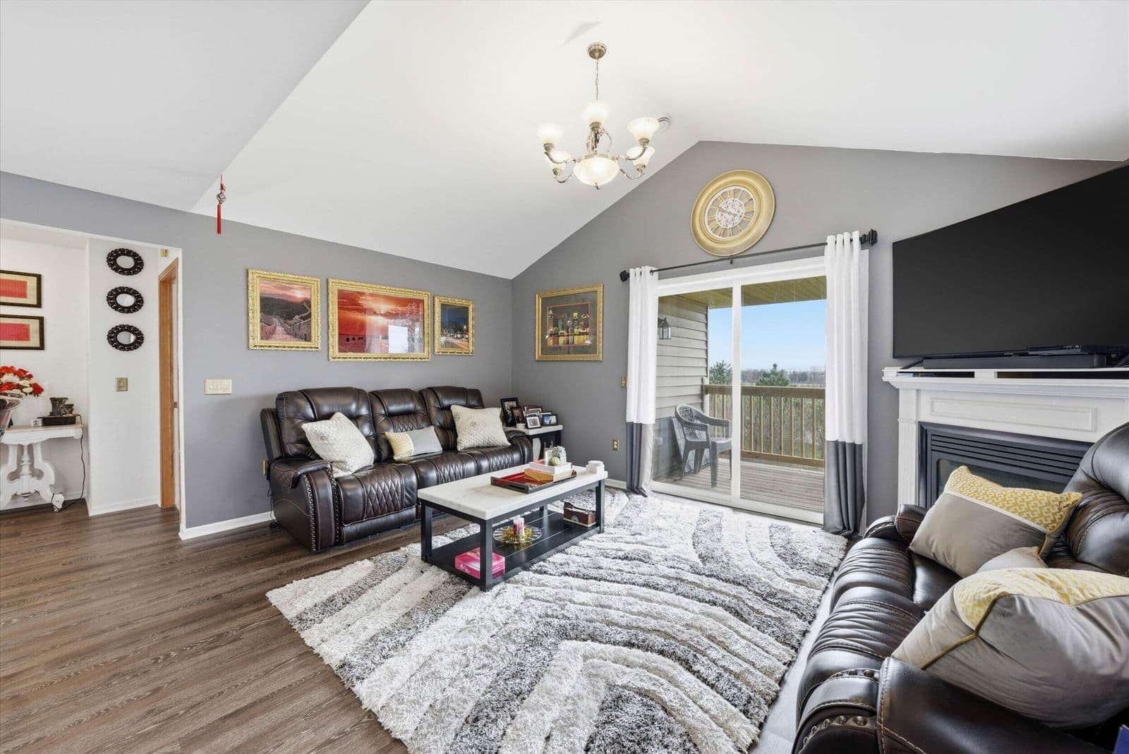 1664 New Port Vista