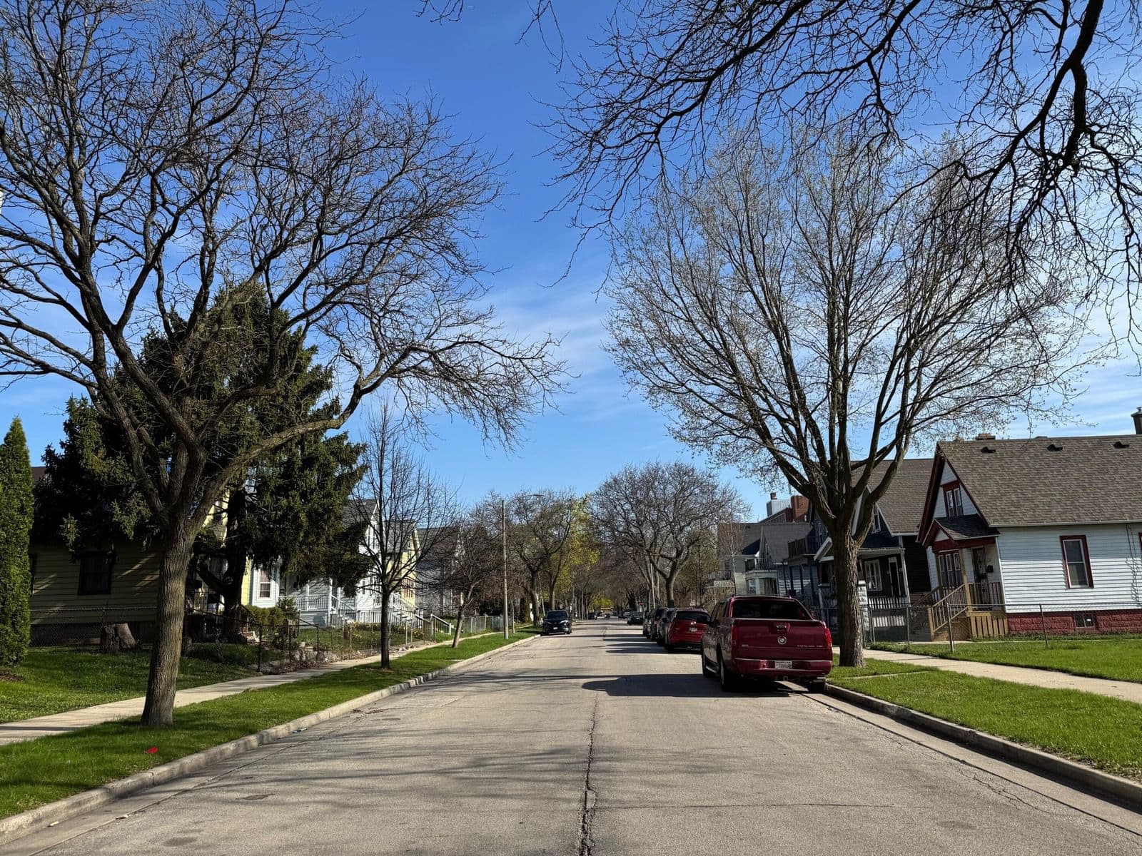 2730 Buffum