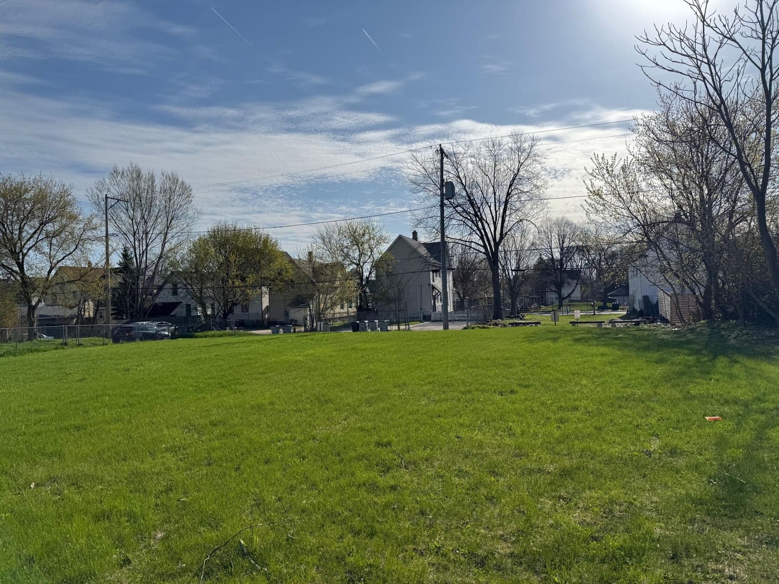 2724 Buffum