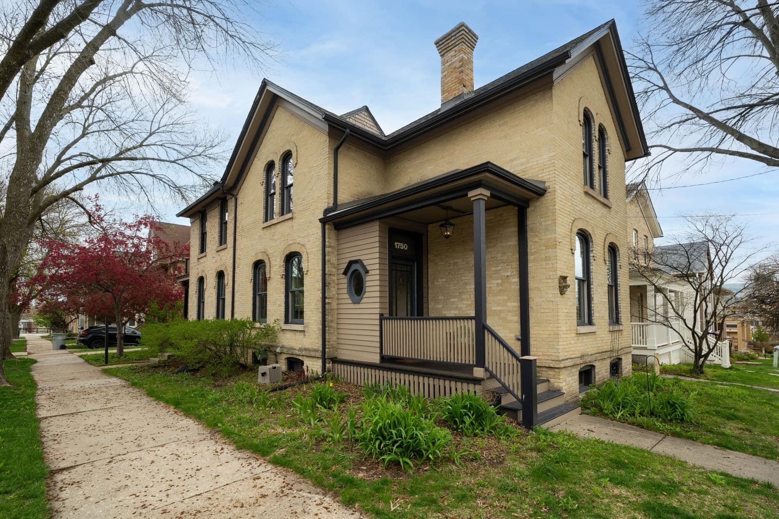 1750 Palmer