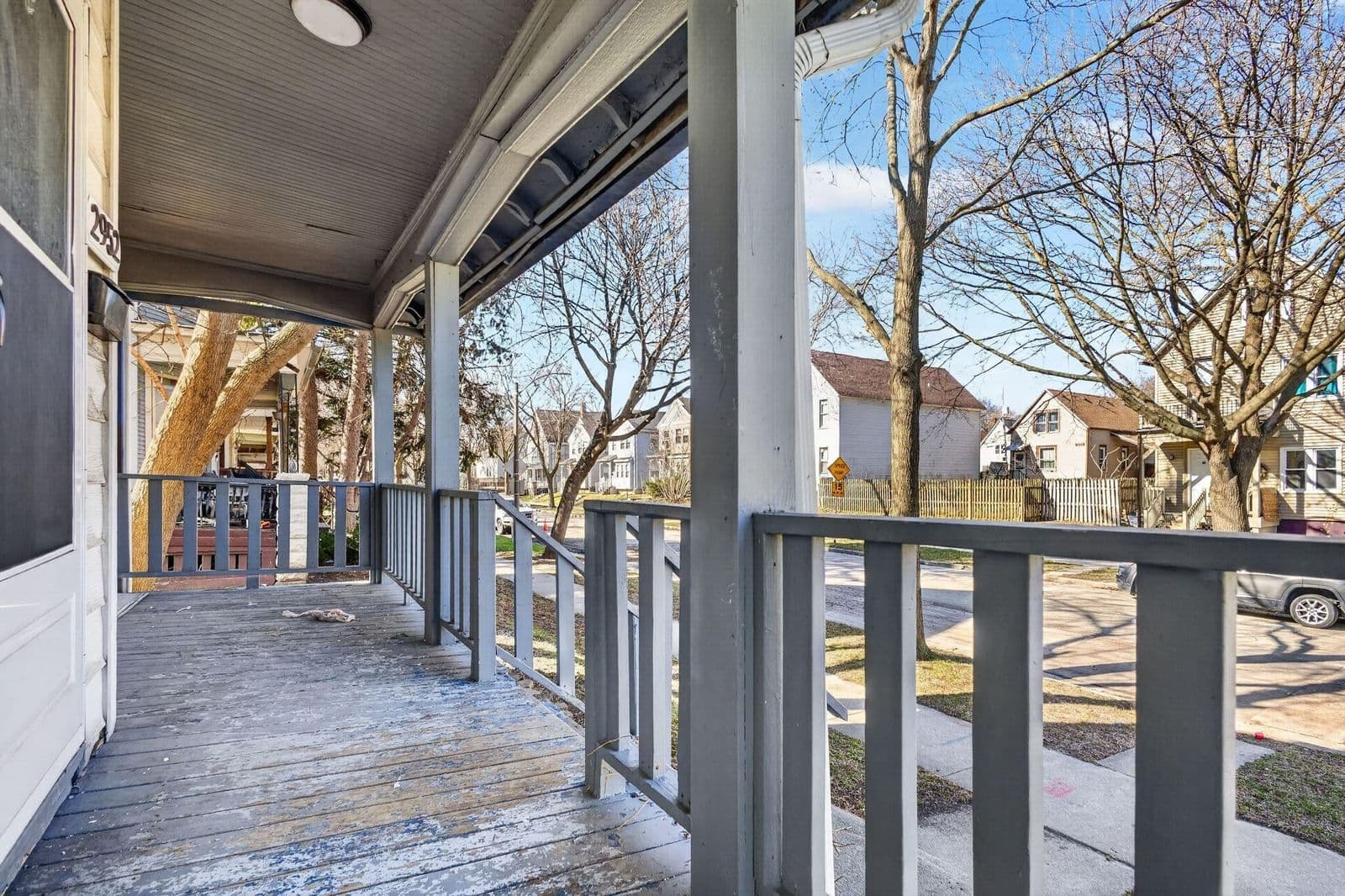 2952 Buffum