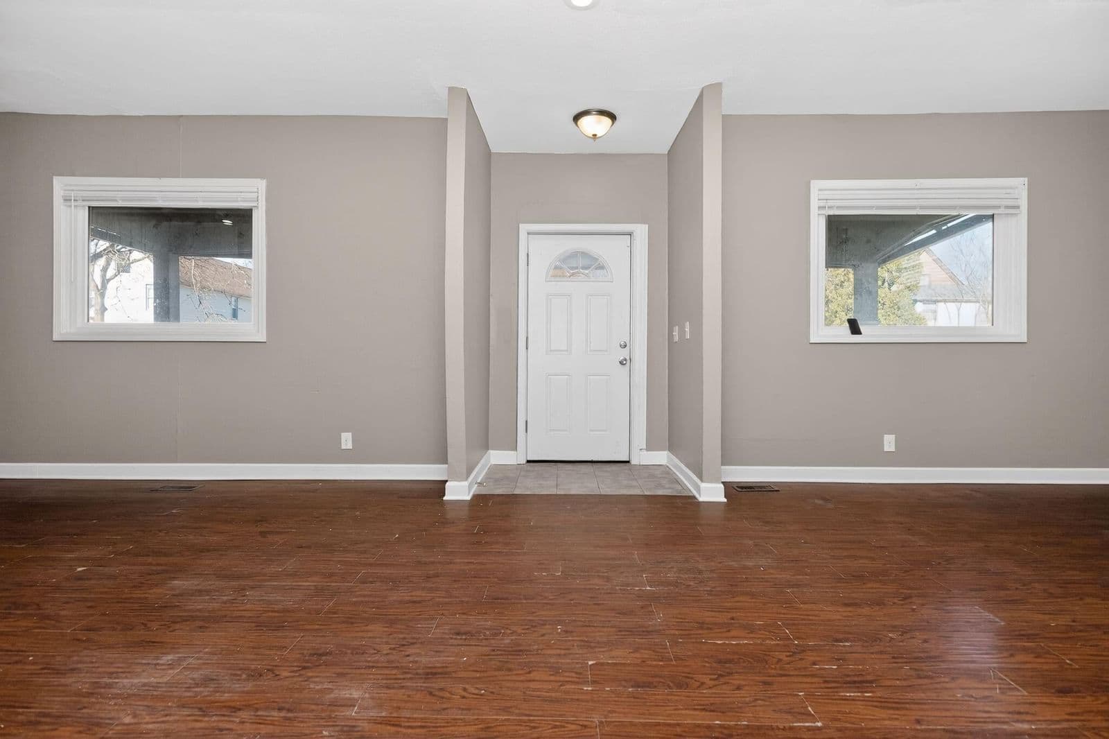 Photo 5 of 2952 Buffum