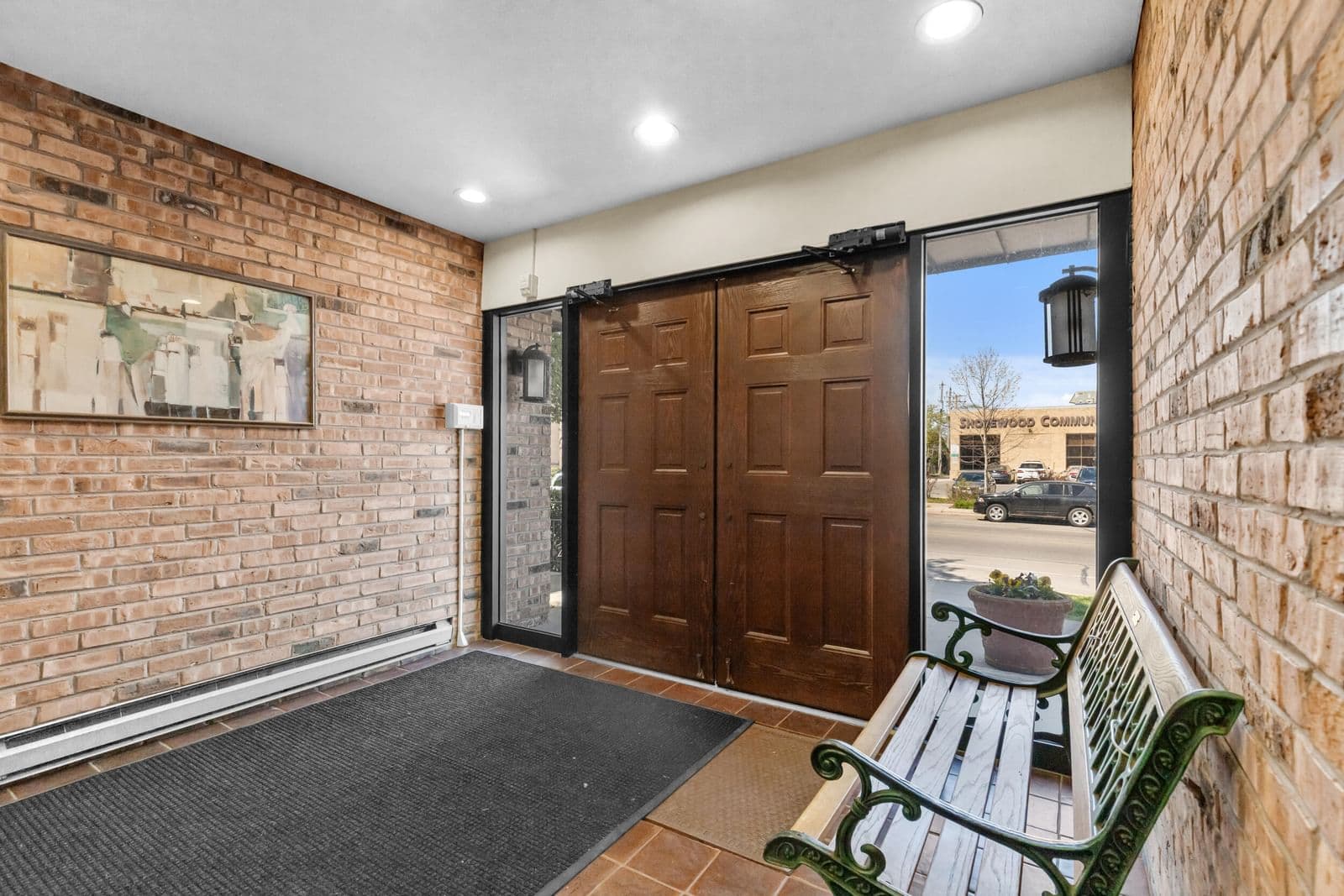 3838 Oakland