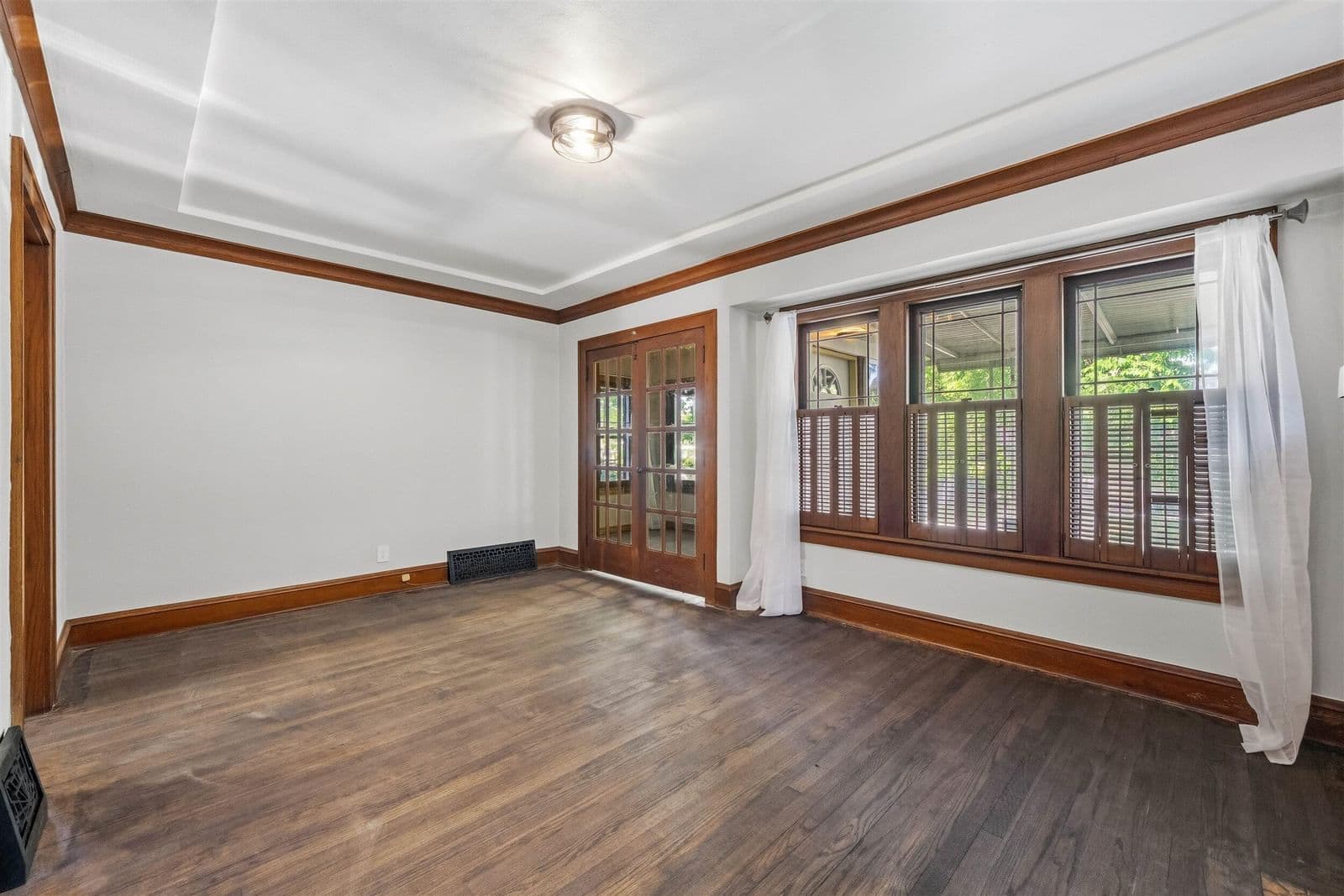 Photo 5 of 2419 53rd