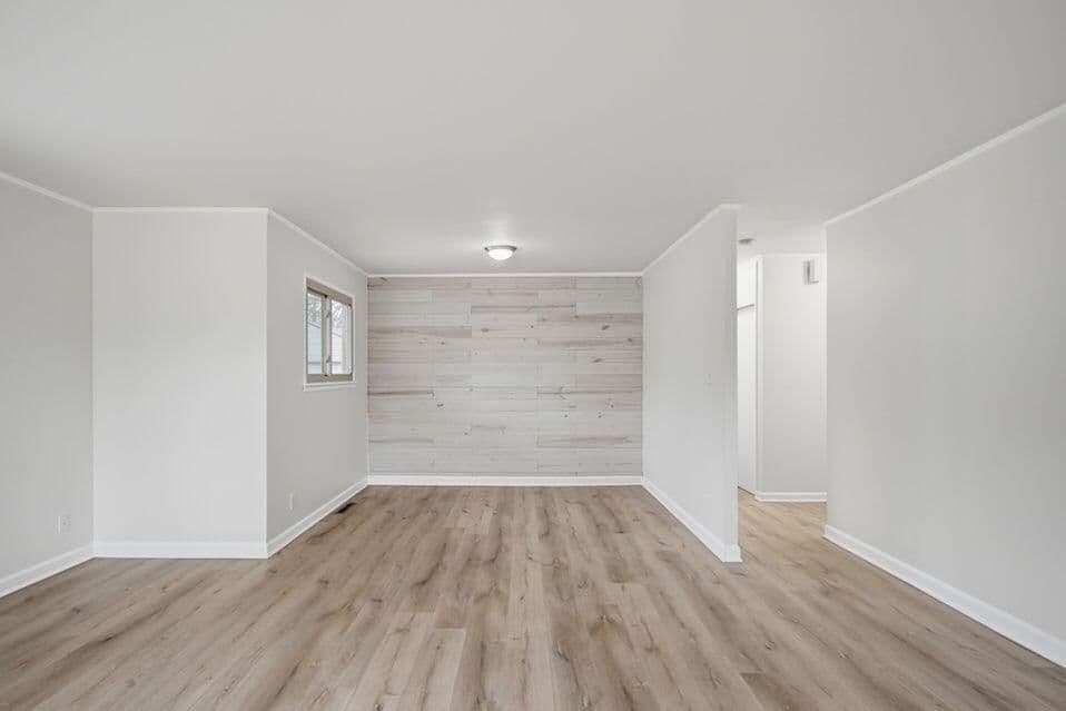 Photo 5 of 3220 72nd