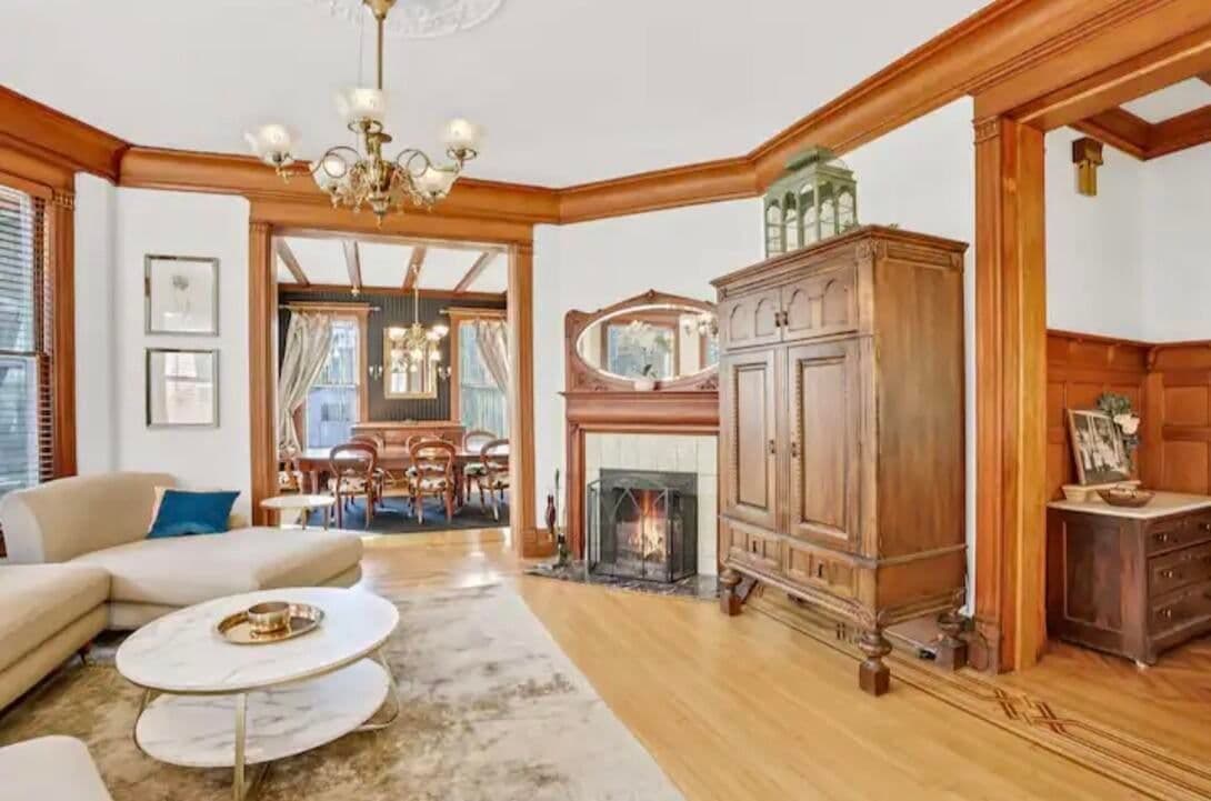 1520 College