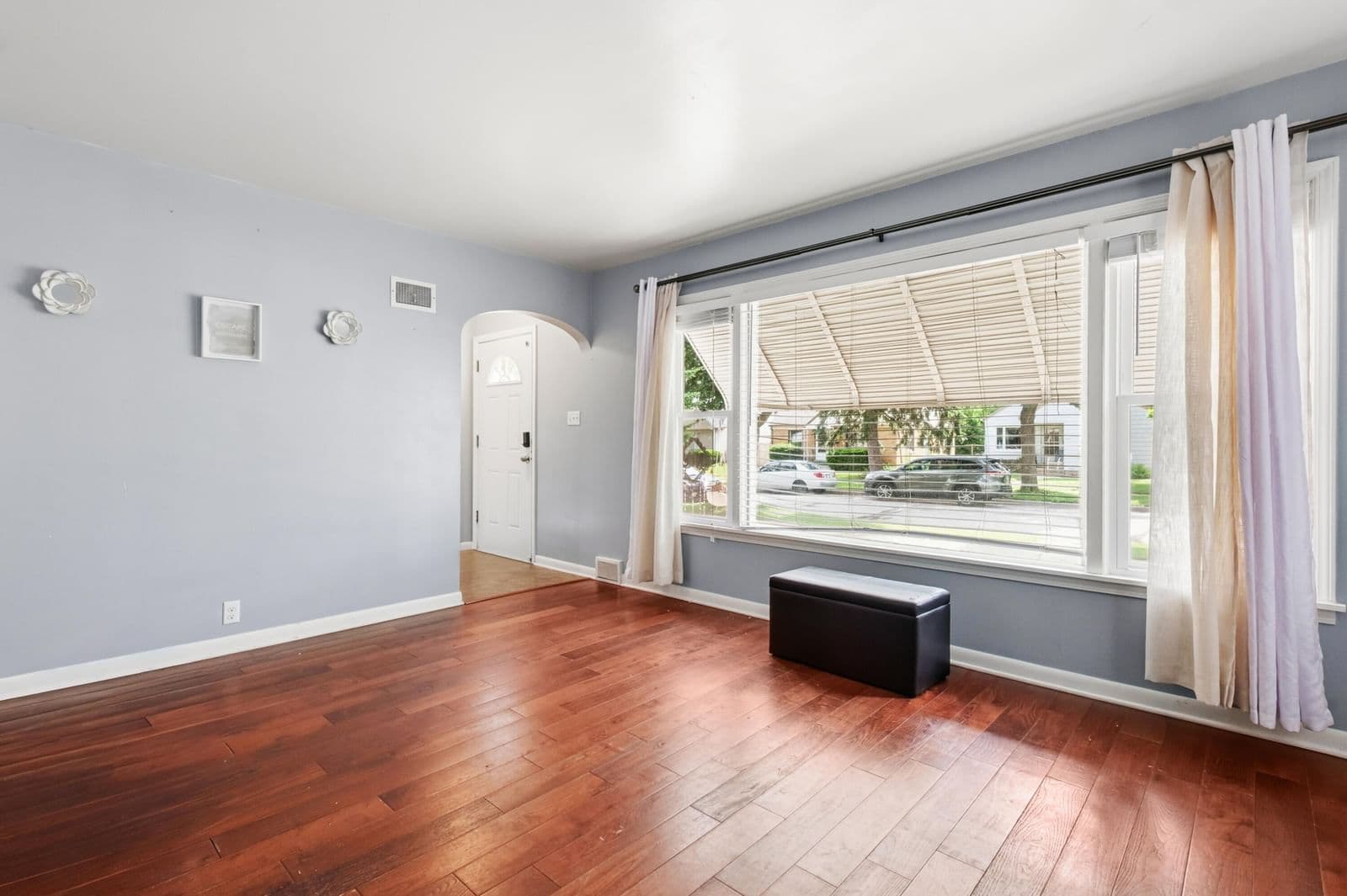 Photo 4 of 3813 81st
