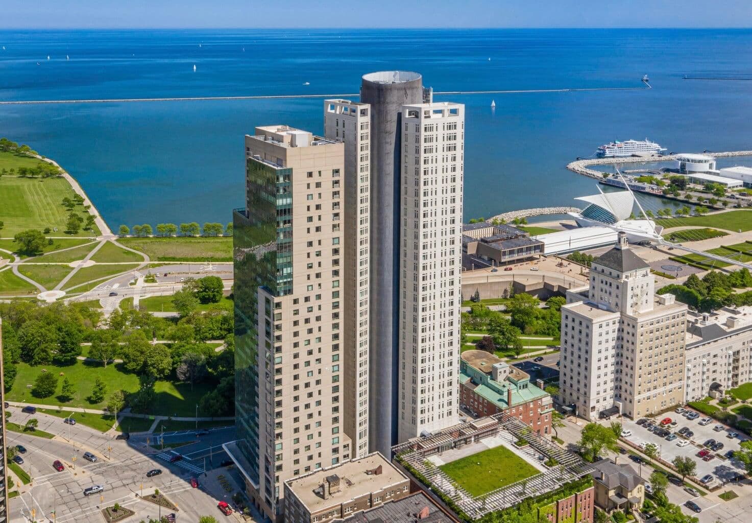 923 Kilbourn