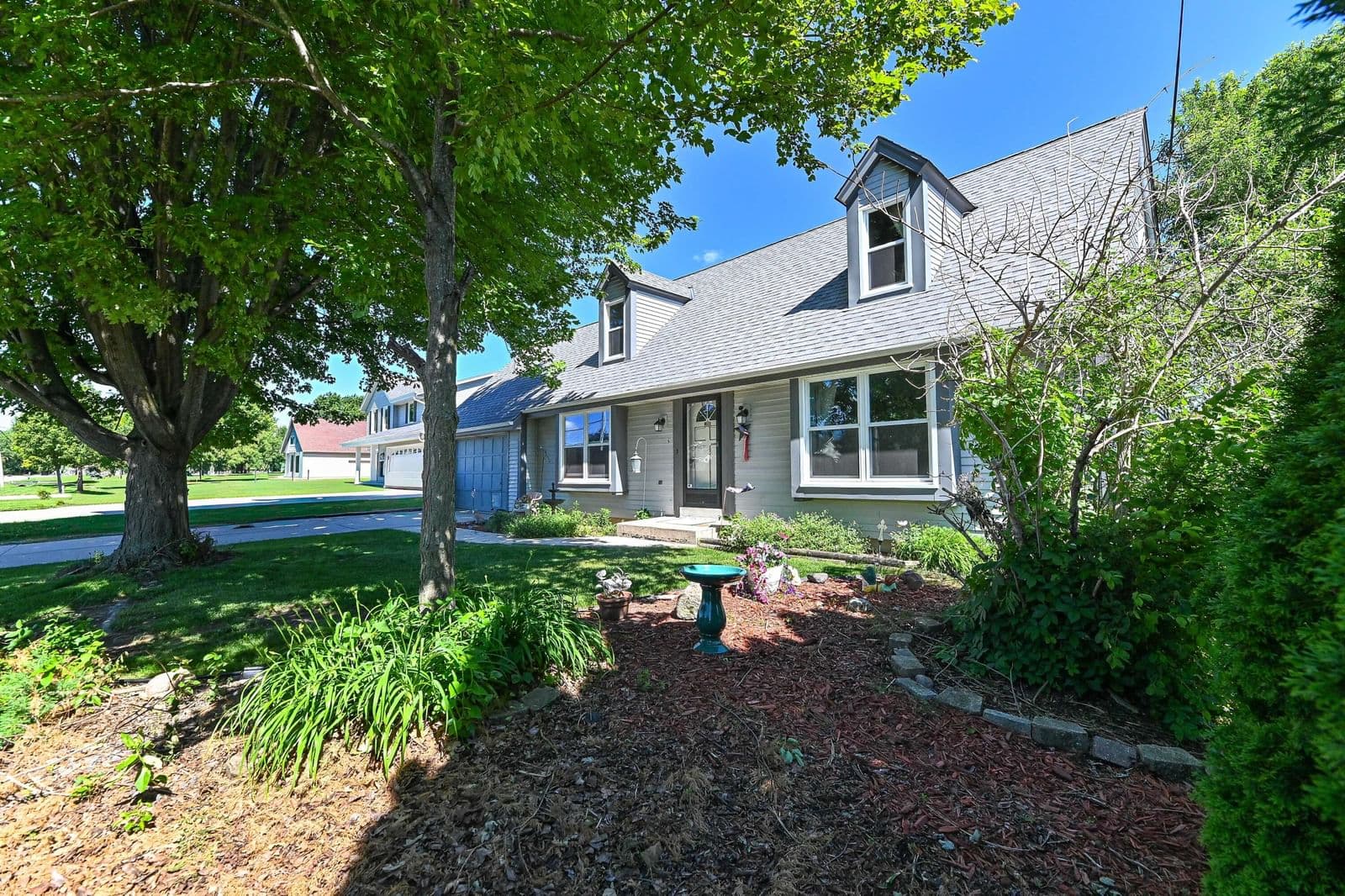 960 Oakwood