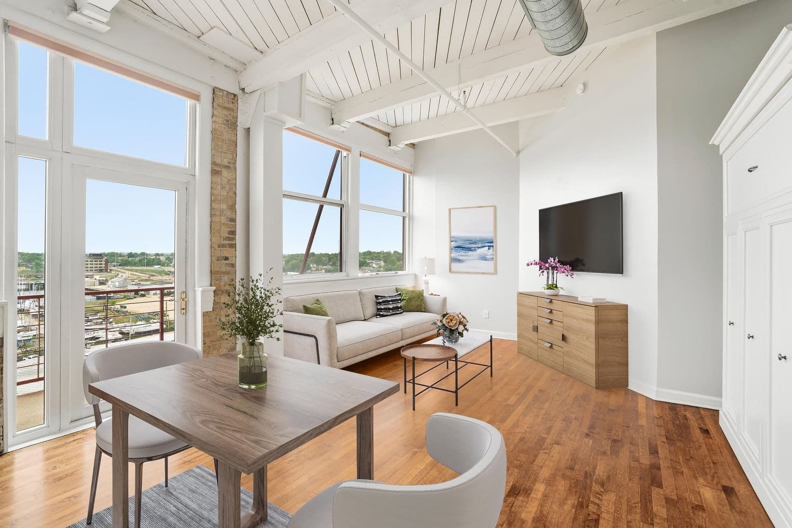 215 Maple