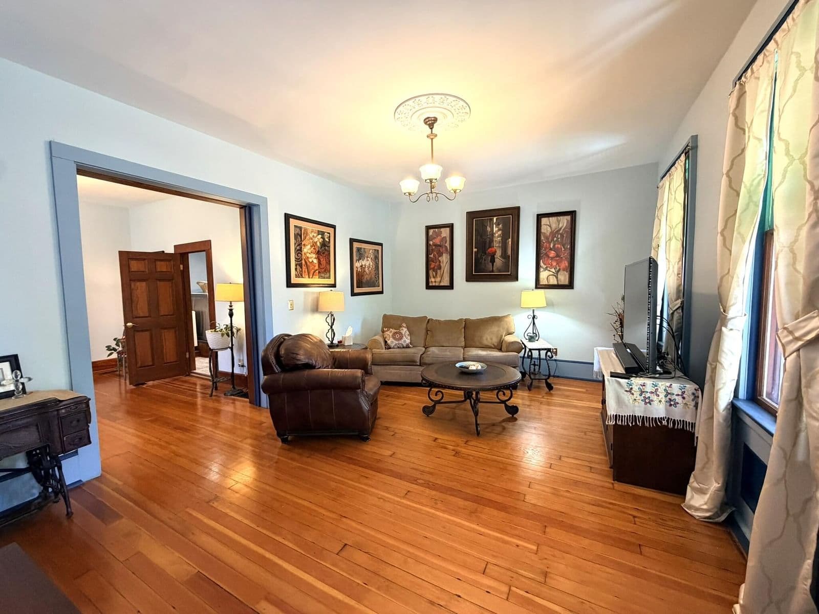Photo 4 of 1849 1st