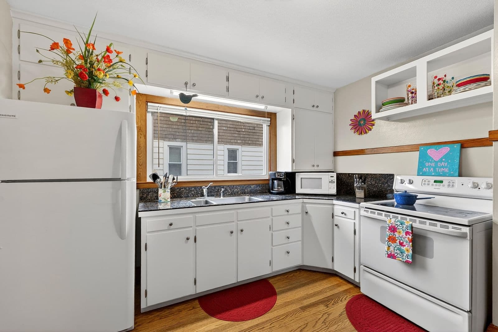 Photo 5 of 2204 67th