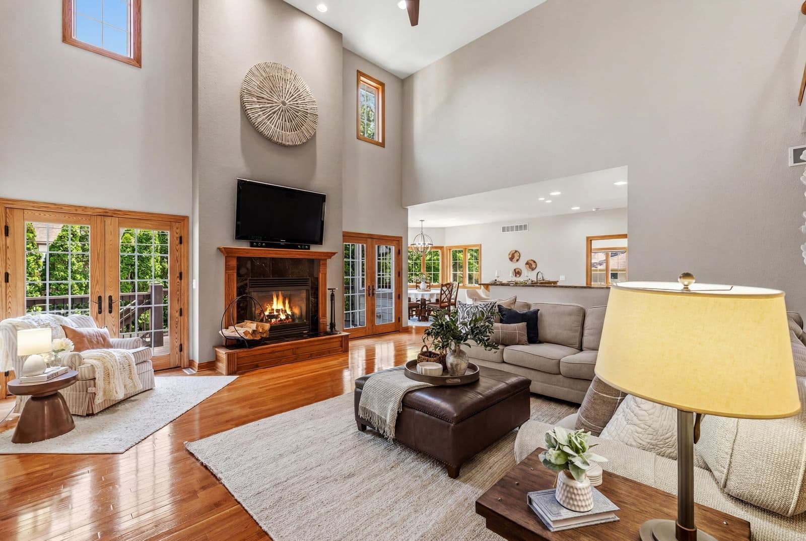 8415 Ravenswood