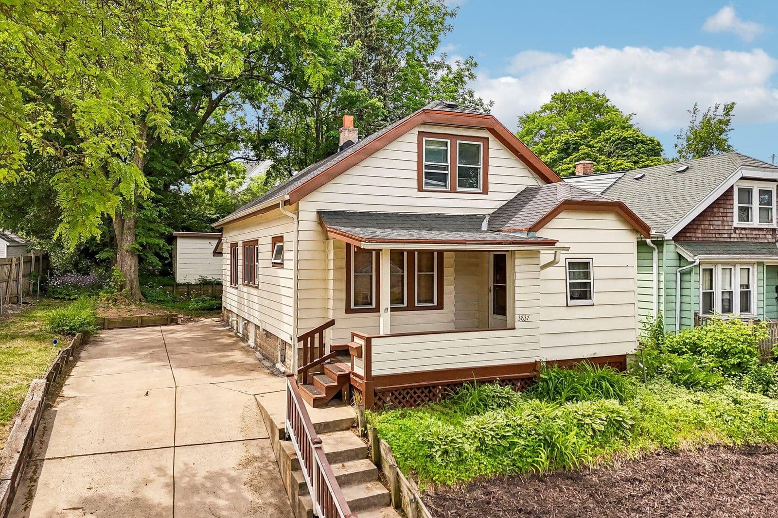 3837 Mt Vernon