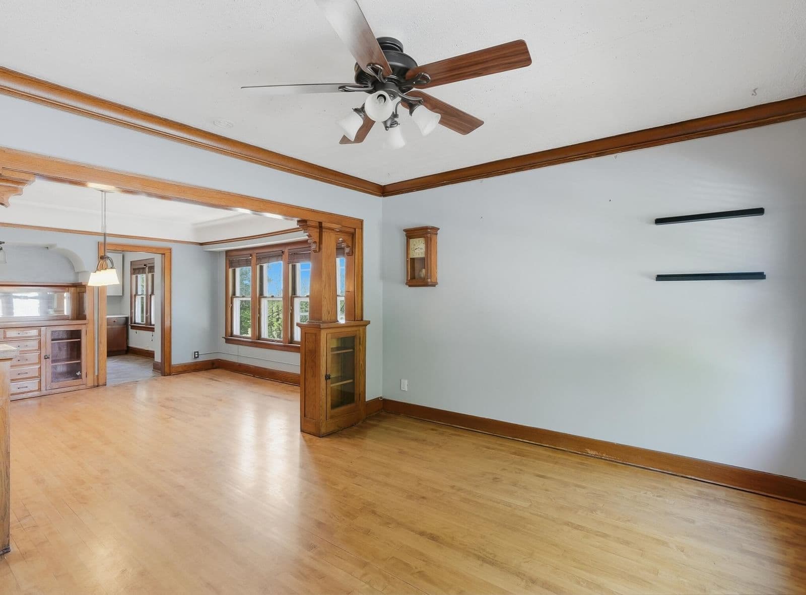 Photo 5 of 1101 71st
