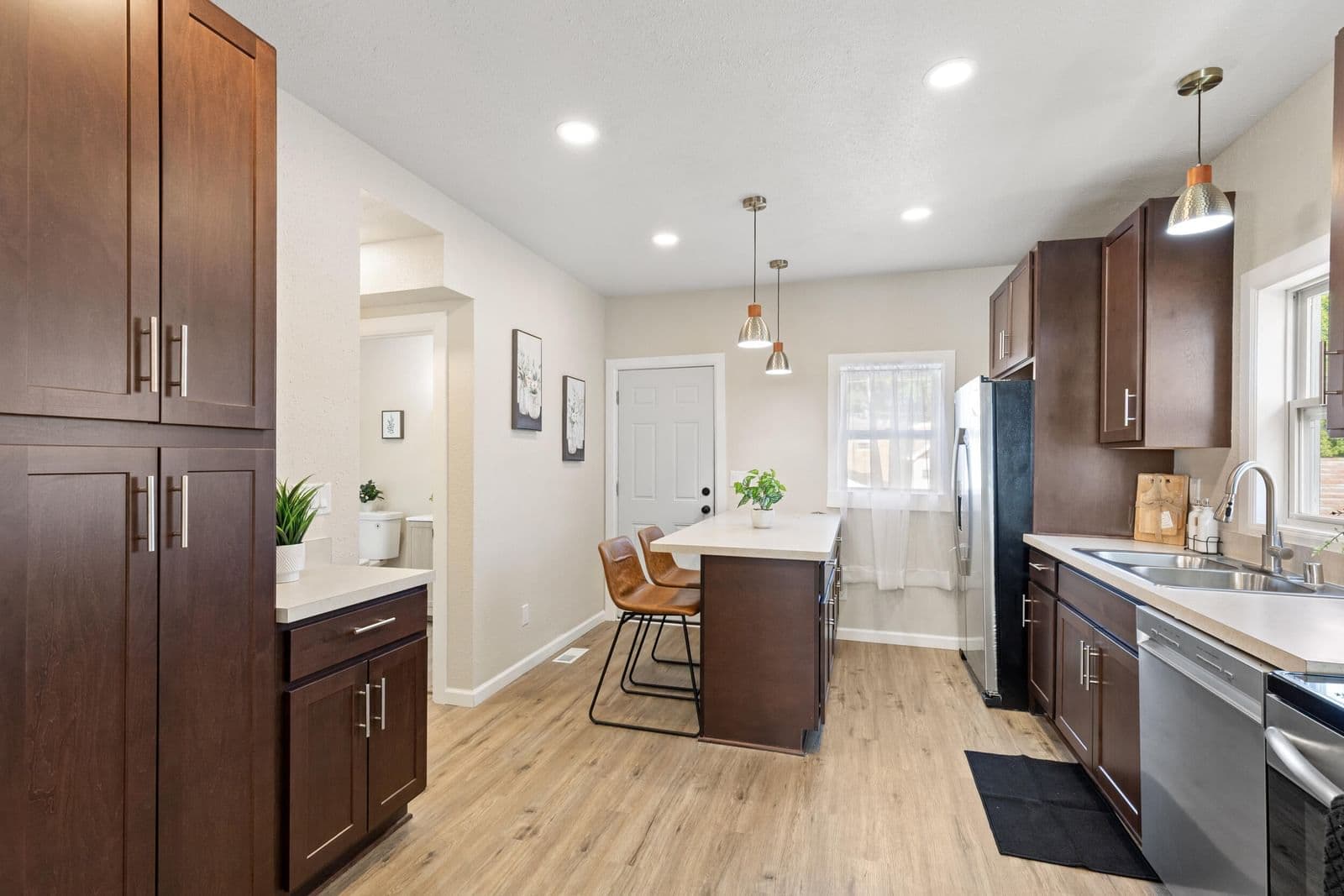 Photo 5 of 2172 76th