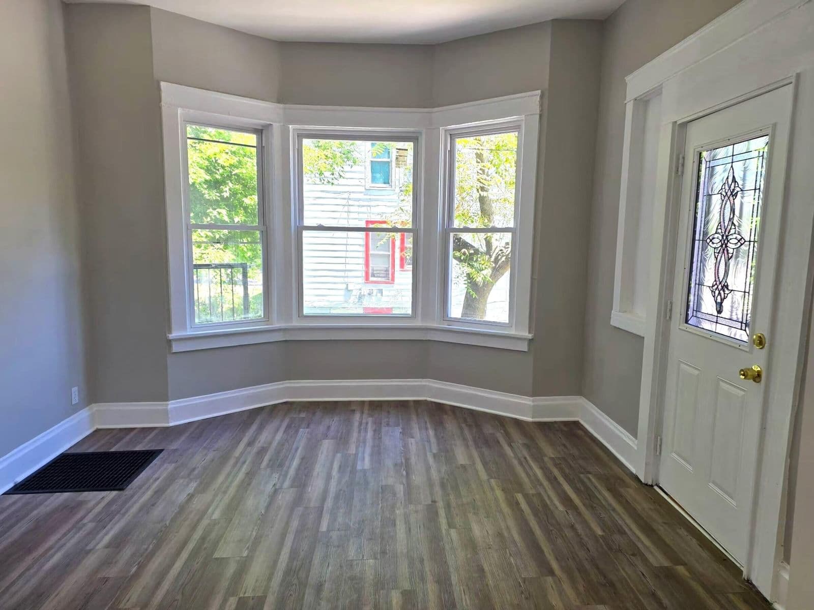 Photo 4 of 1212 Chambers