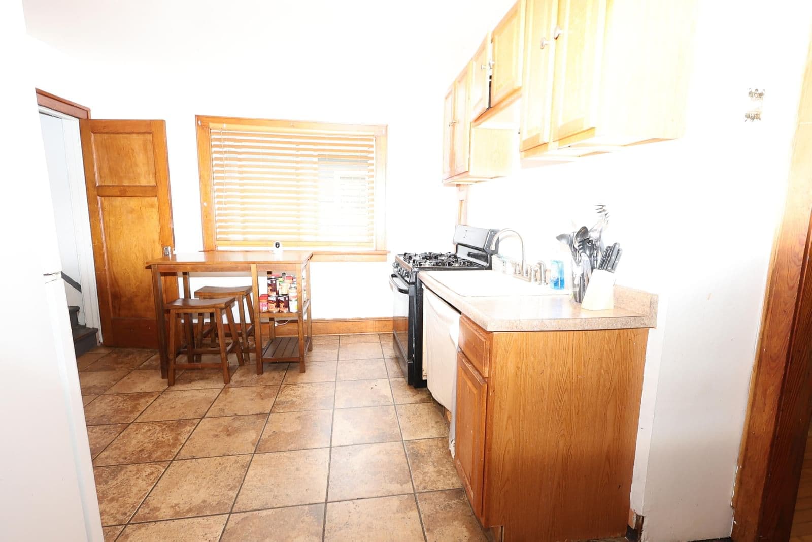 Photo 4 of 4064 24th