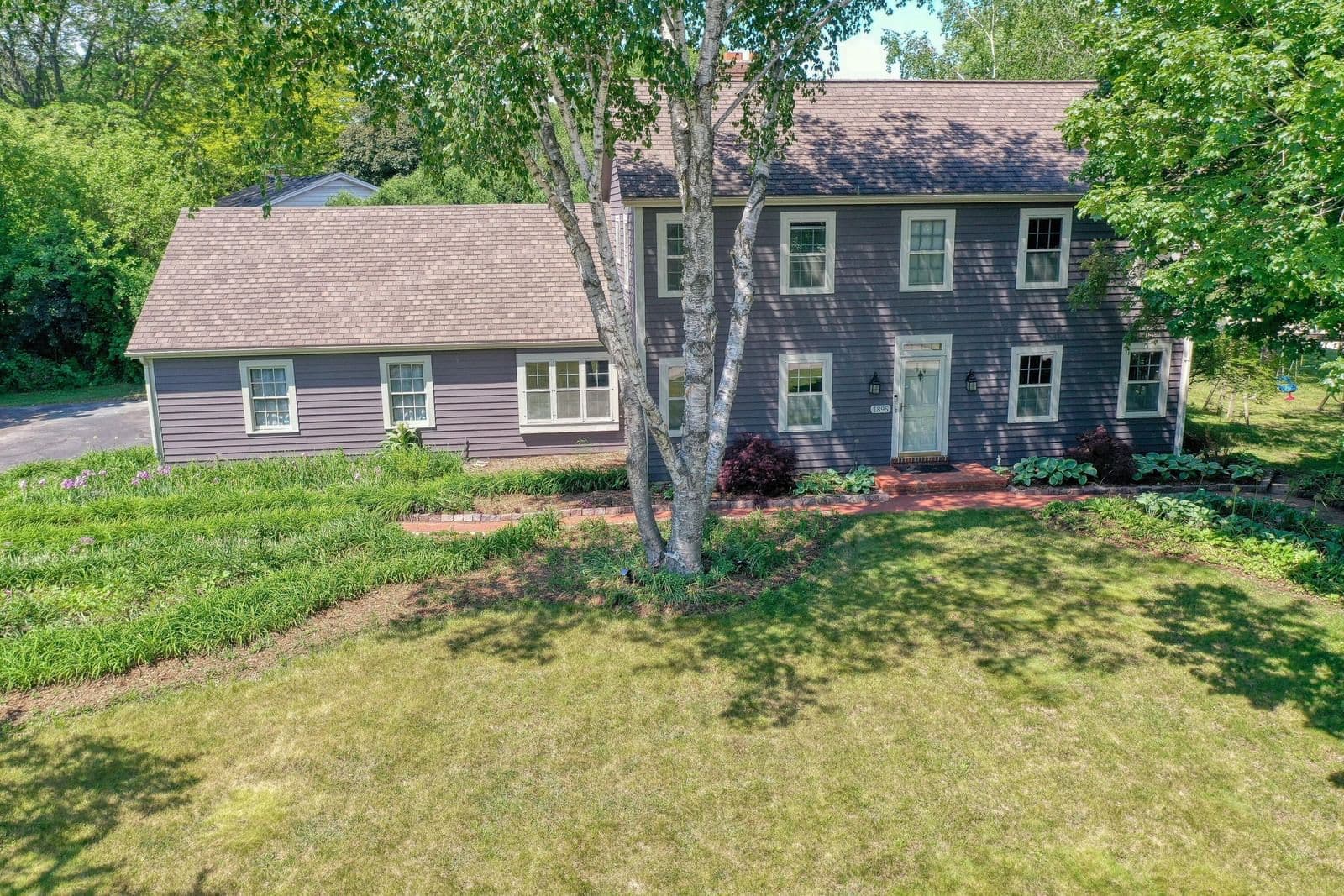 1895 Village Green