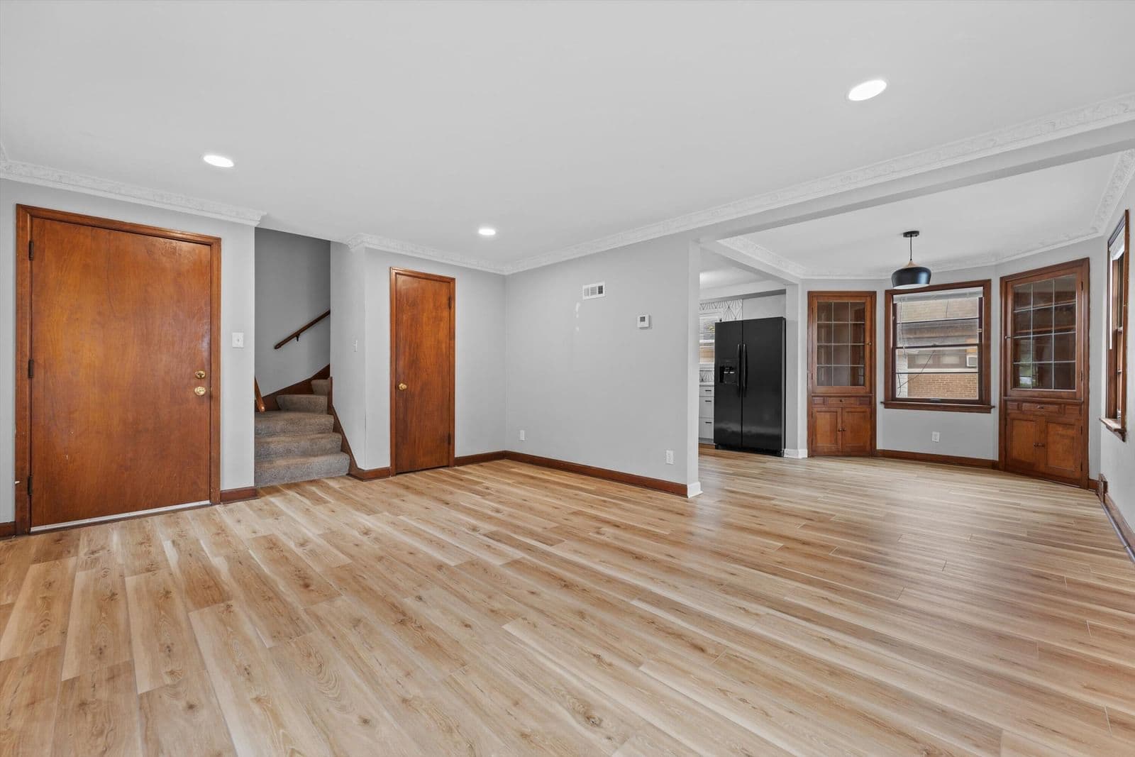 6405 Clarke
