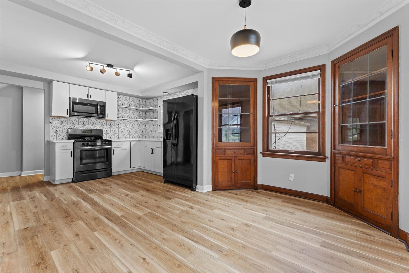 6405 Clarke, Wauwatosa, WI