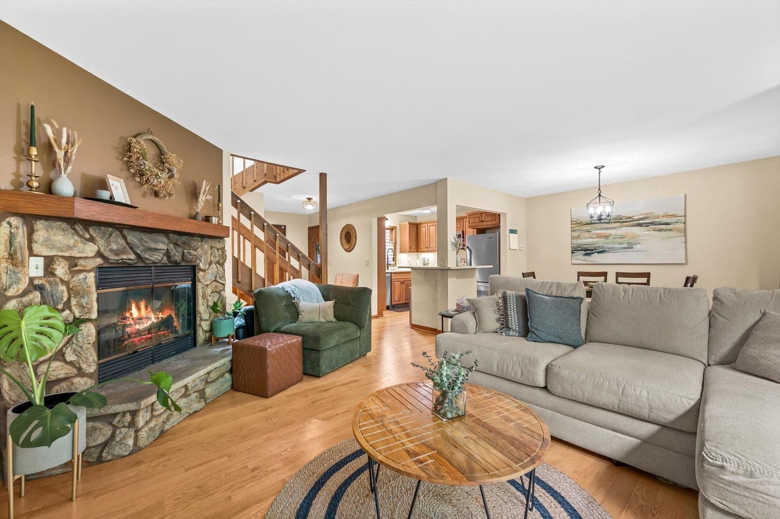 6318 Cedar