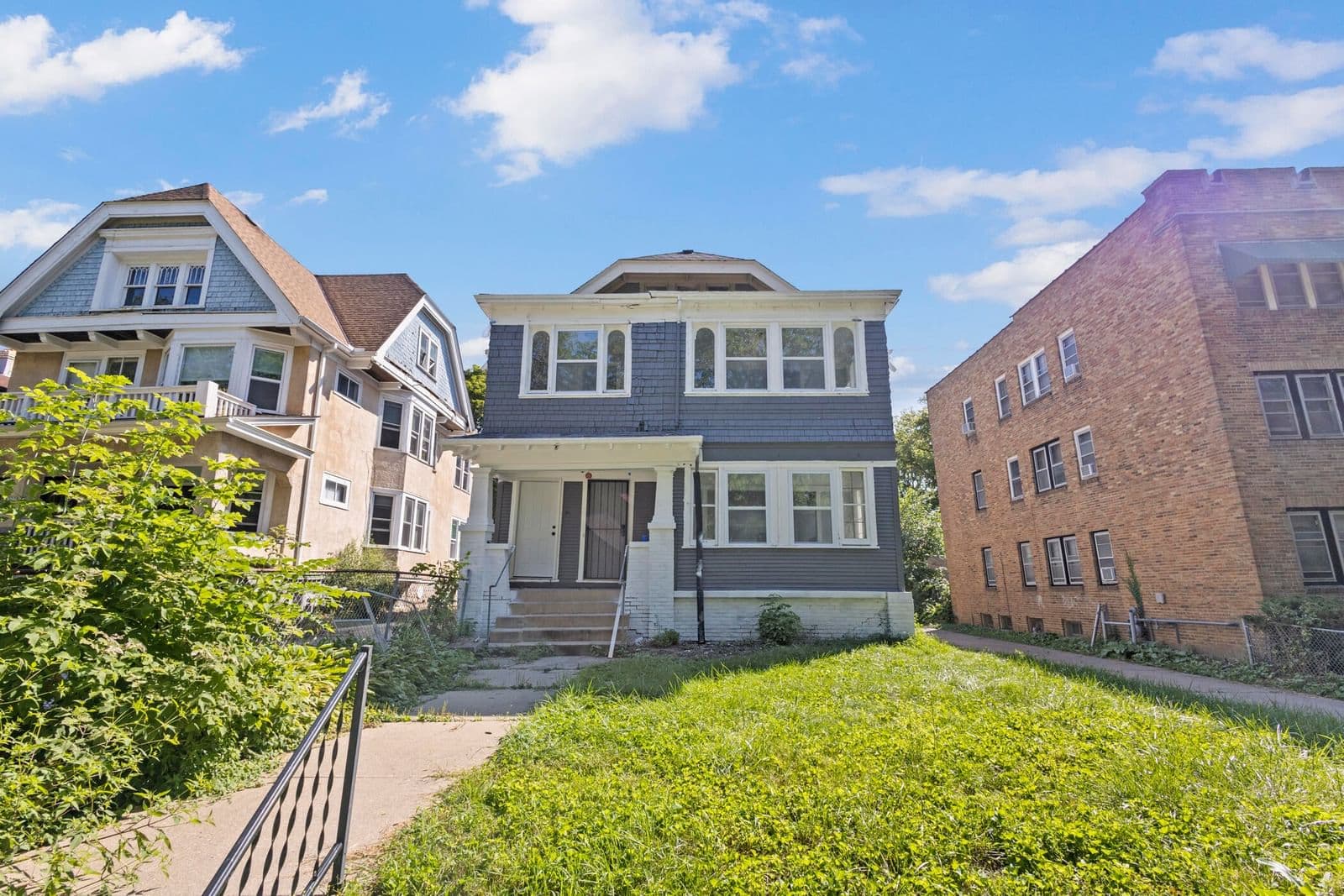 4266 Highland
