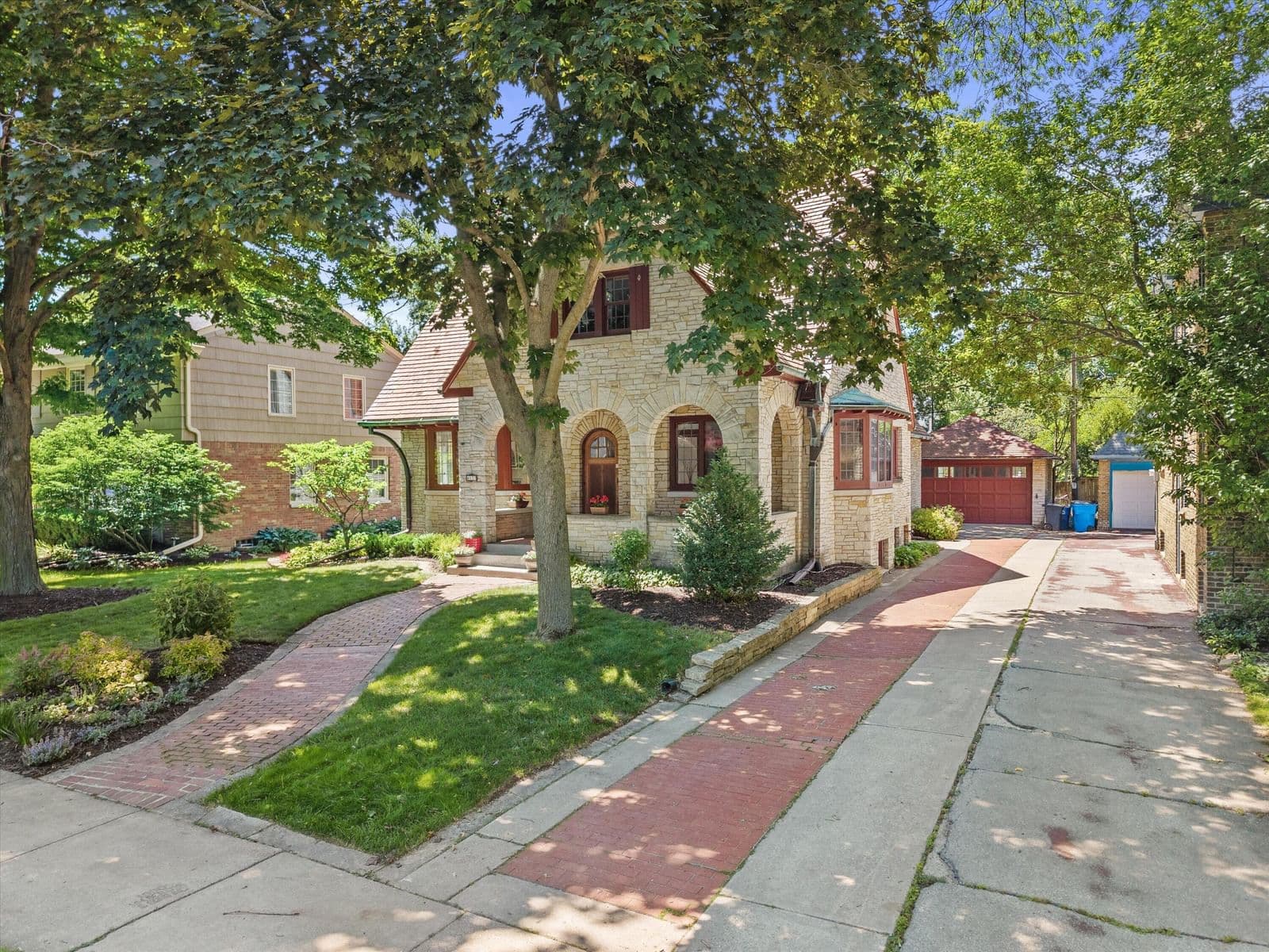 4637 Murray