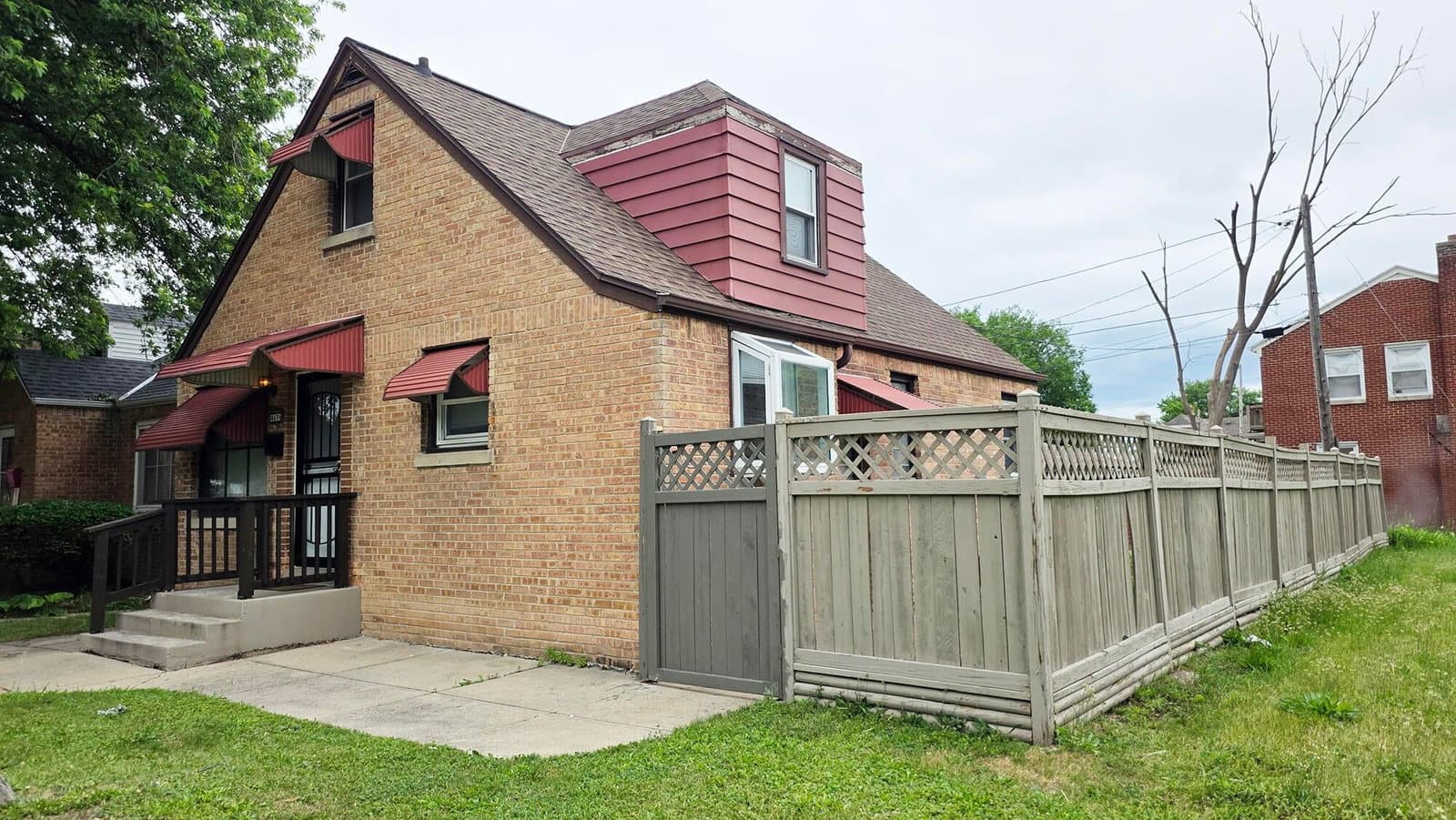4606 Sherman