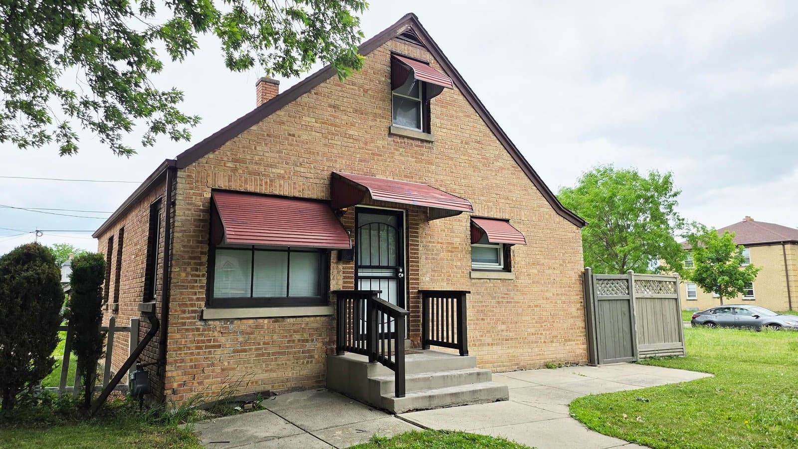 4606 Sherman