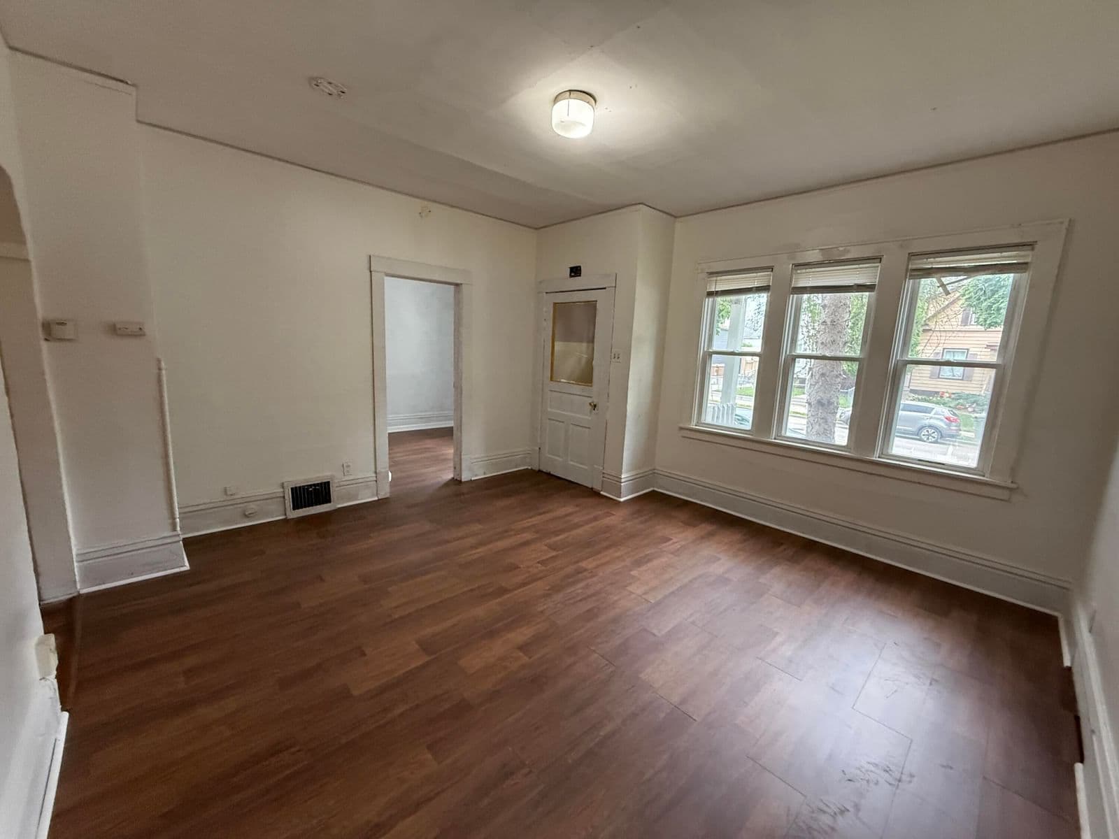 2326 Burnham