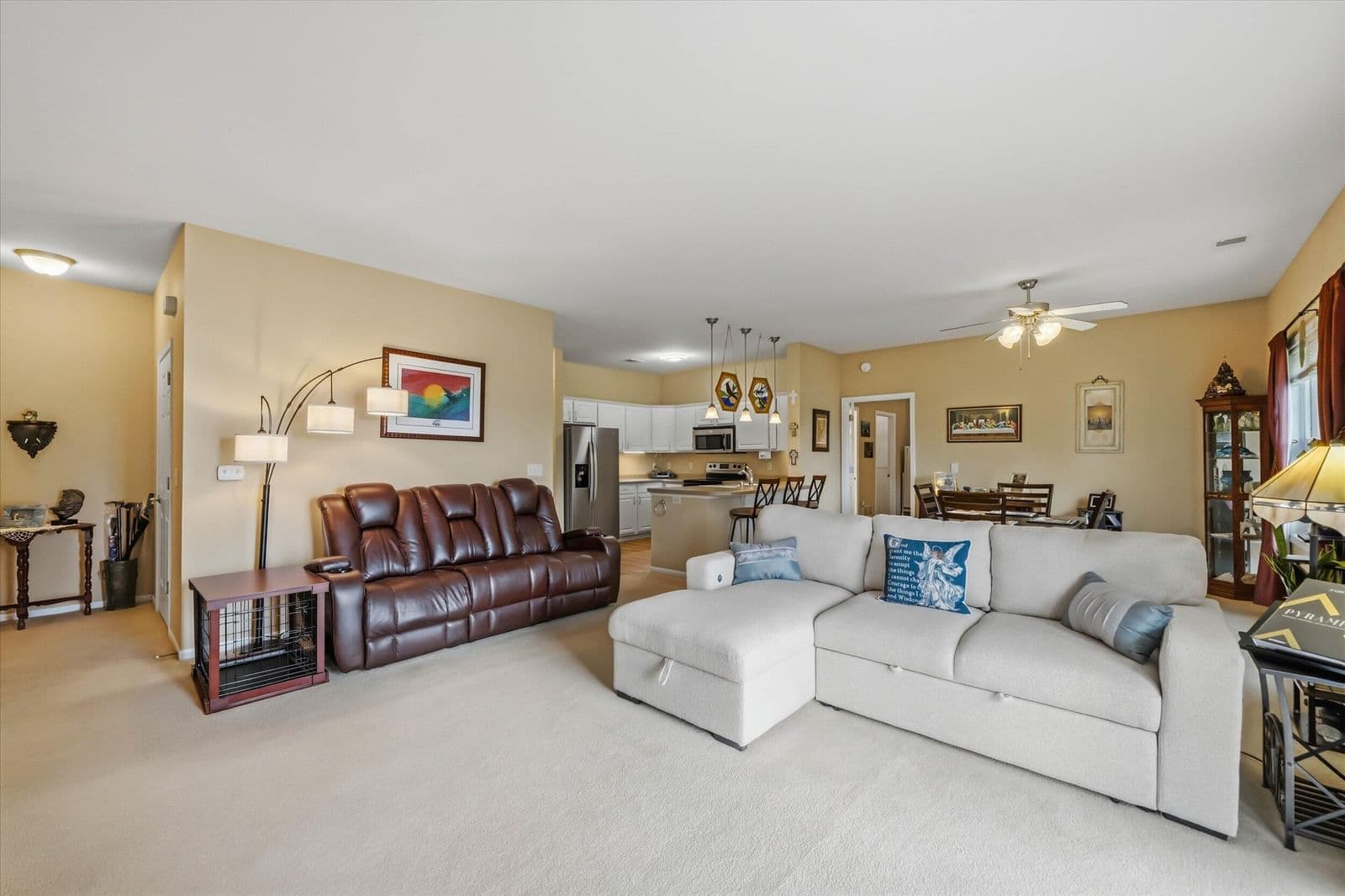 Photo 4 of 1724 New Port Vista