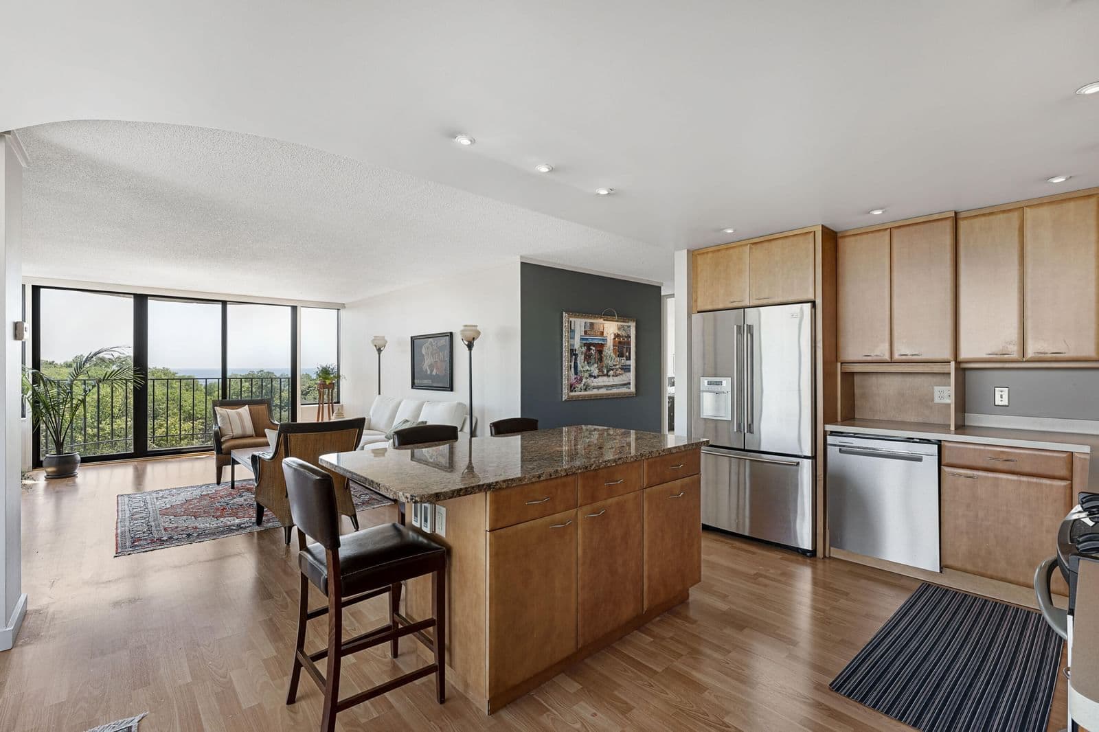 929 Astor