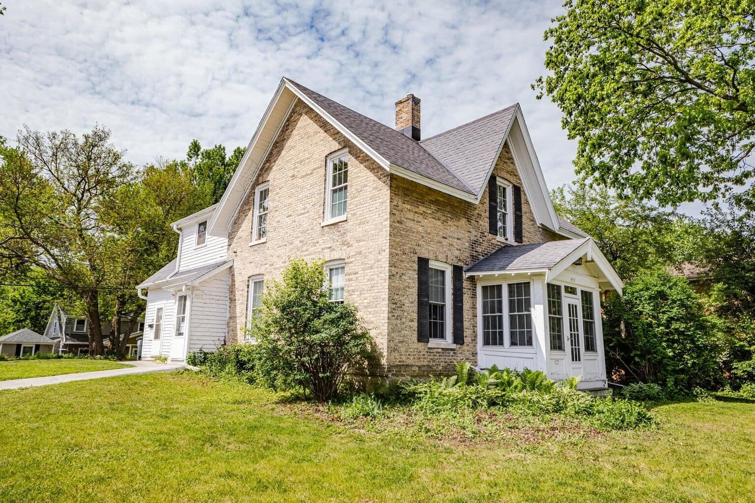 8513 North, Wauwatosa, WI