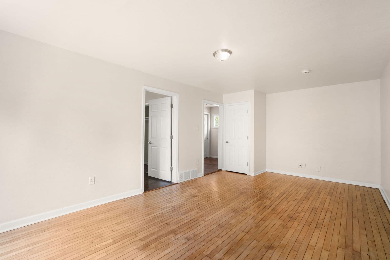 Photo 5 of 2154 86th