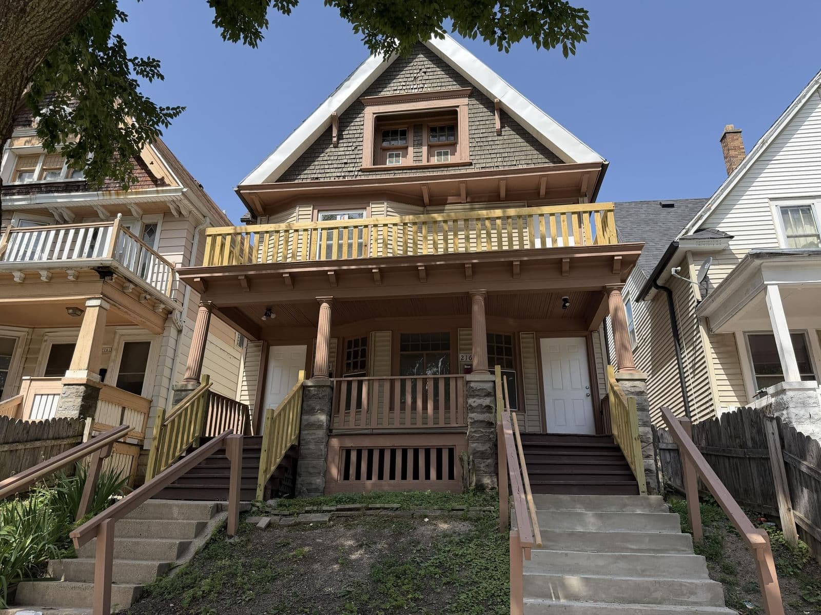 2163 41st