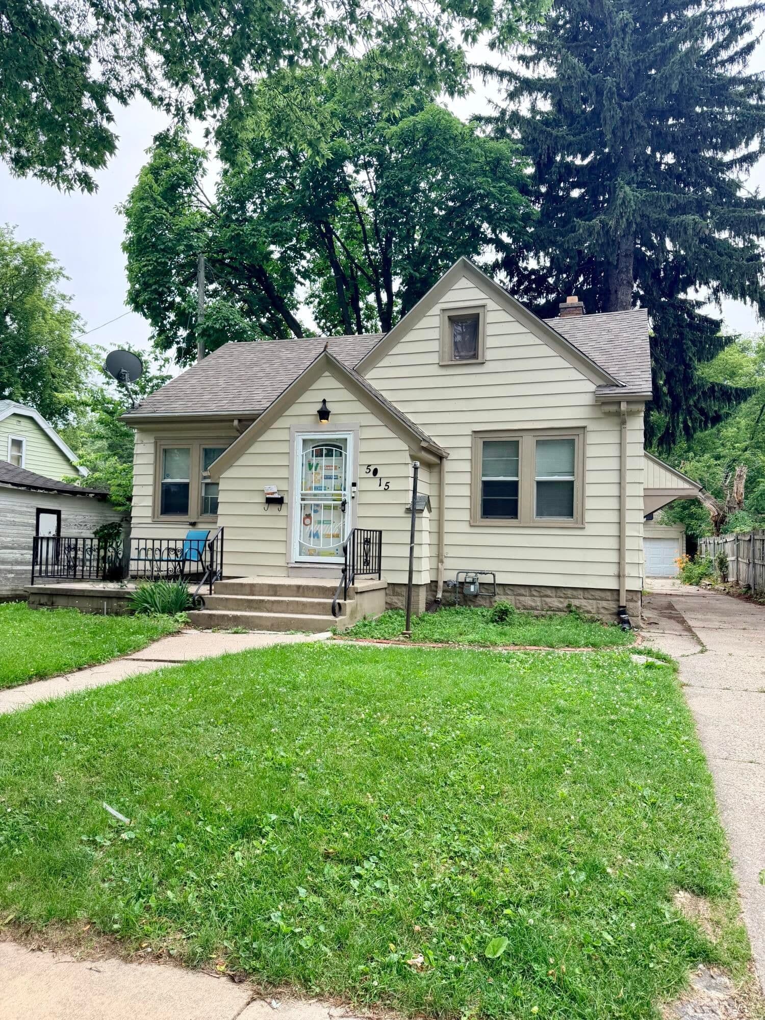 5015 49TH